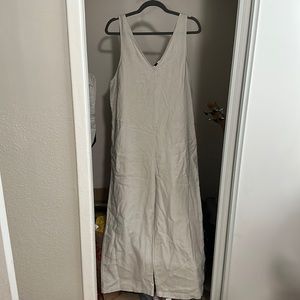 NWT Universal Thread beige romper size small